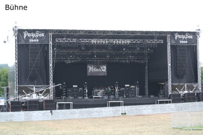 live_20090808_00.jpg Die Bühne