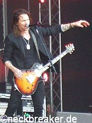 live 20140605 0401 alterbridge