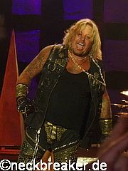 live 20150605 0703 crue