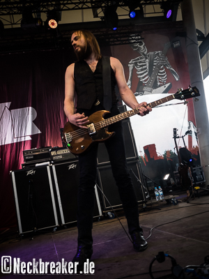 live 20160514 0601 kadavar