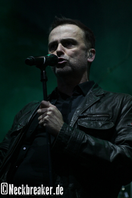 live 20160515 0802 blindguardian