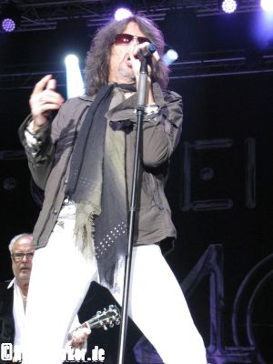 live 20160806 0506 foreigner