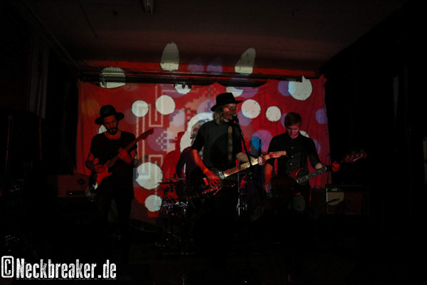 live 20170525 0401 MayflowerMadame