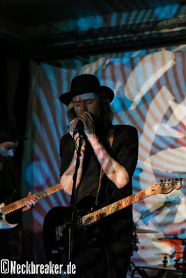 live 20170525 0402 MayflowerMadame