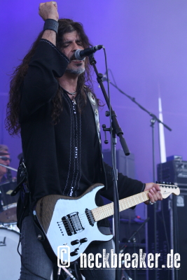 live 20180519 0402 leatherwolf