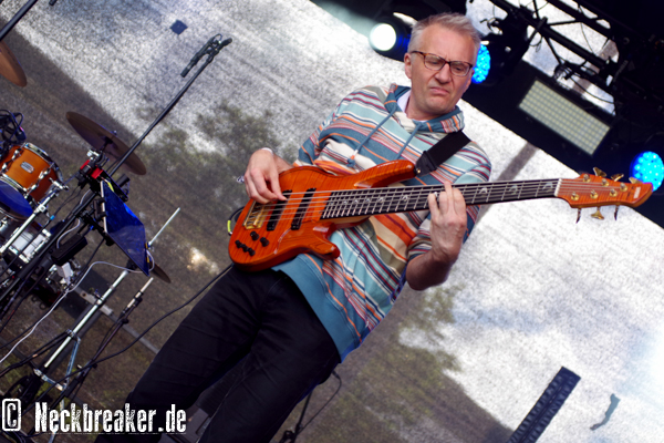 live 20170308 02 01 PrettyMaids