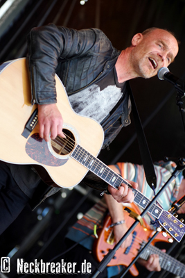 live 20170308 02 02 PrettyMaids