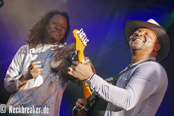 live 20170308 02 02 PrettyMaids