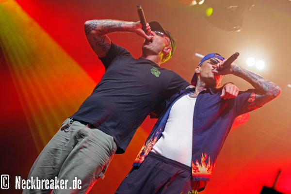 live 20170308 02 01 PrettyMaids