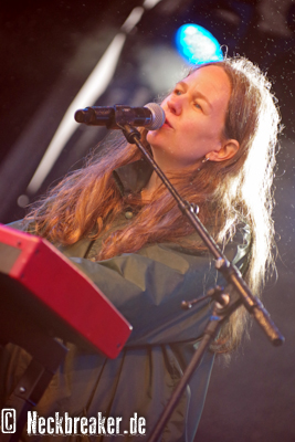 live 20170308 02 01 PrettyMaids