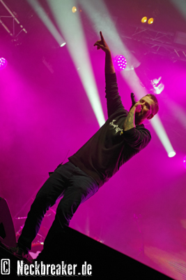 live 20170308 02 02 PrettyMaids