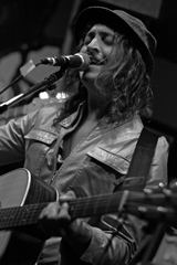 interview_simeonsoulcharger_20121019_03
