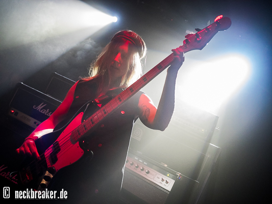 live 20150726 0102 earthship