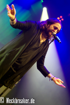 live 20151219 0105 orphanedlanda