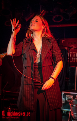 Live 20161027 01 11 Layla Zoe Höhe 400