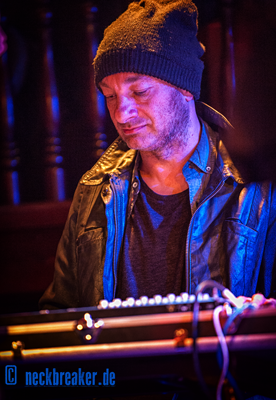  live 20170429 0109 sarischorr