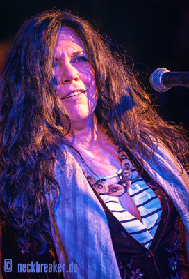  live 20170429 0125 sarischorr