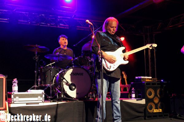 live20210909 0105 waltertrout