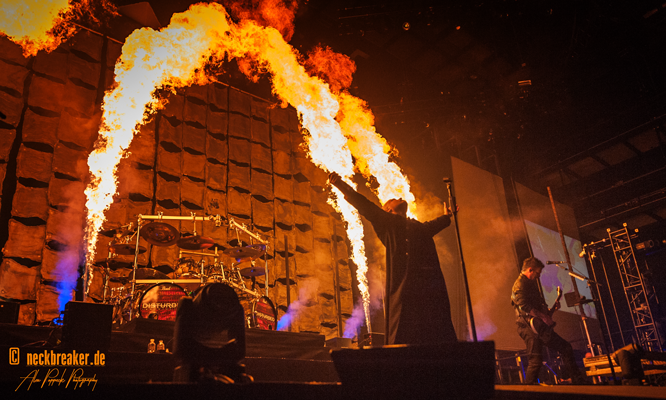 live 20170301 0101 disturbed