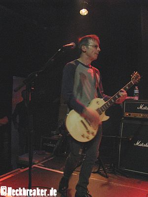 live 20170519 0104 undertones