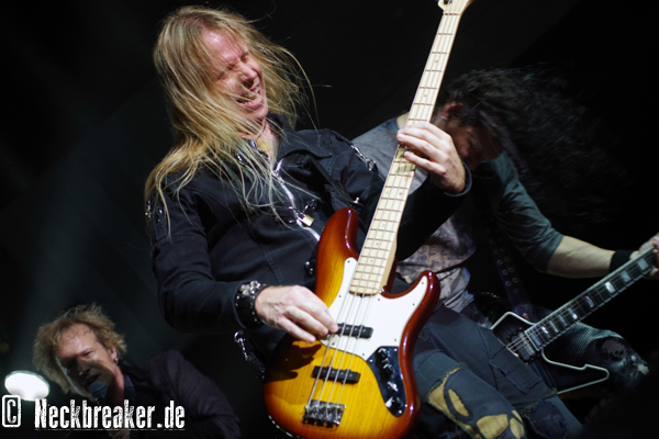 live 20170920 0215 edguya