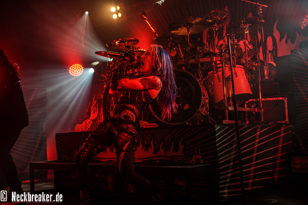 live 20180207 0416 archenemy