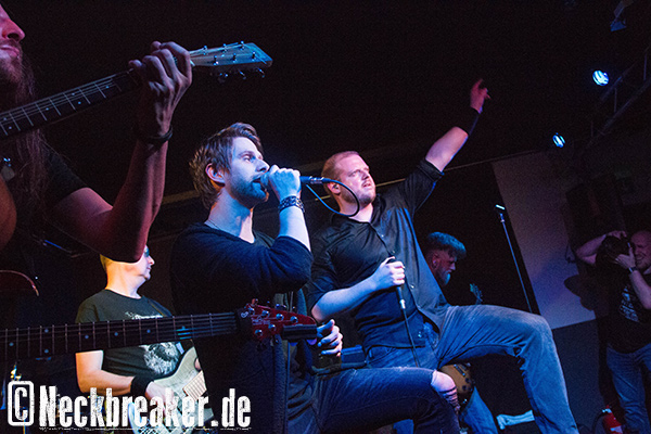 live 20180310 0325 SurrenderTheCrown