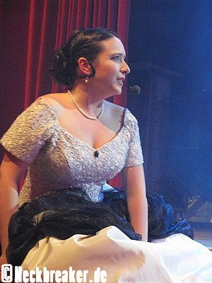 live 20190414 0108 piratesbride