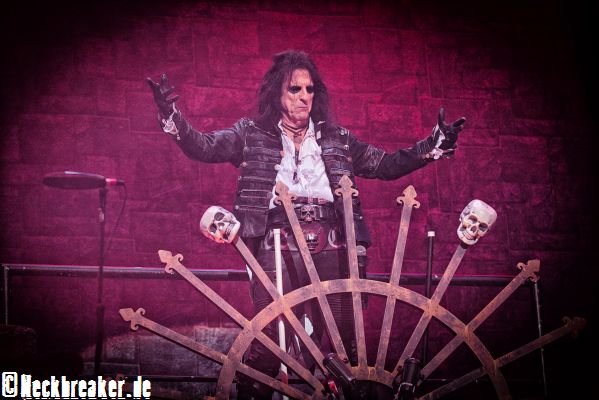 live 20190911 0203 alicecooper