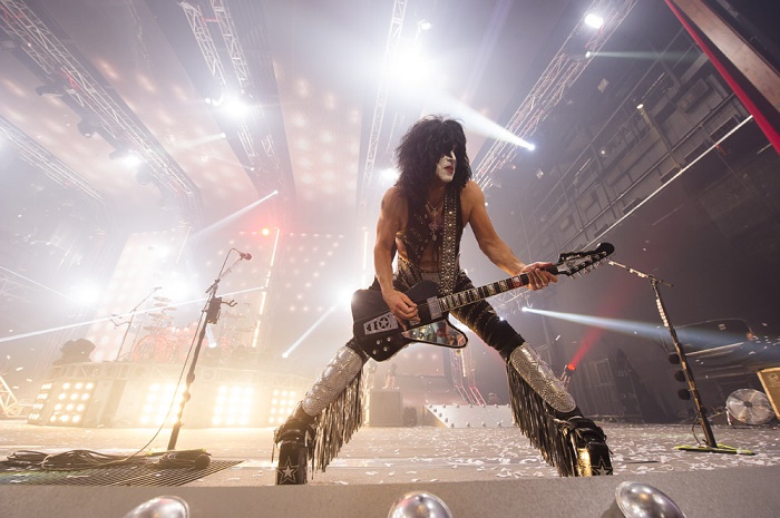 KISS P2014 020