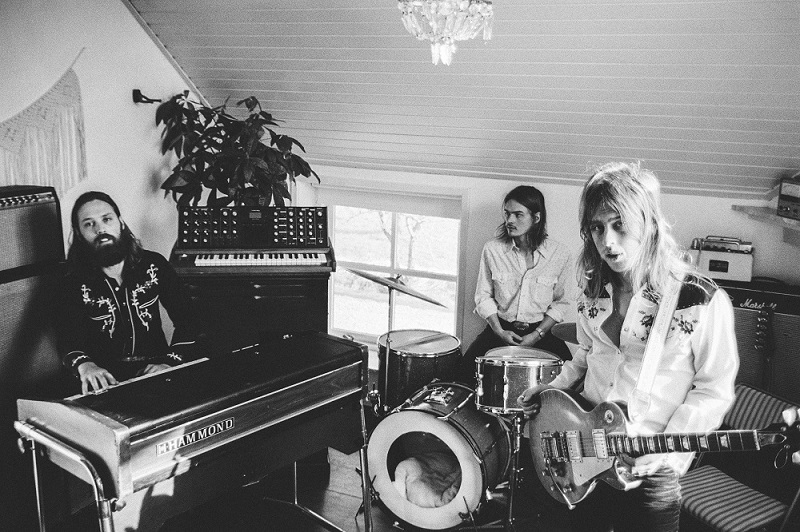 DeWolff 3 credit Satellite June 1000