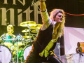 live 20181117 0107 kissindynamite