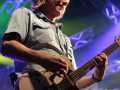 live 20141124 02 12 StatusQuo