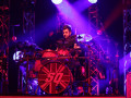 live 20141124 02 15 StatusQuo