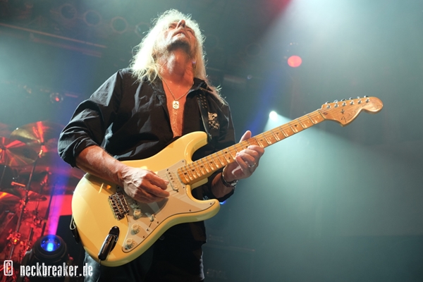 live 20160906 04 axelrudipell