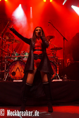 live 20181117 0207 amaranthe