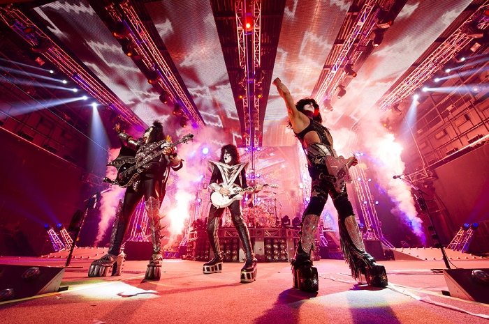 KISS P2014 001