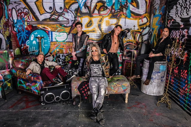 Fozzy band